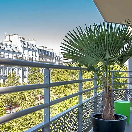 The People - Bercy Auberge de jeunesse *