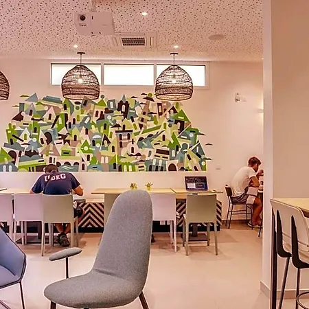 The People - Bercy Auberge de jeunesse Paris
